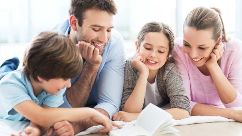 family-reading-1024x683